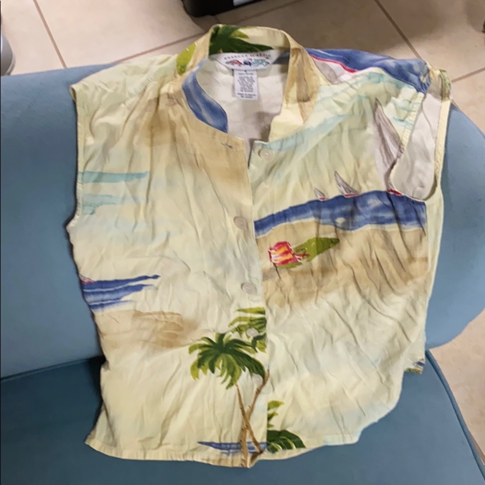 Vintage Beach theme sleeveless button down